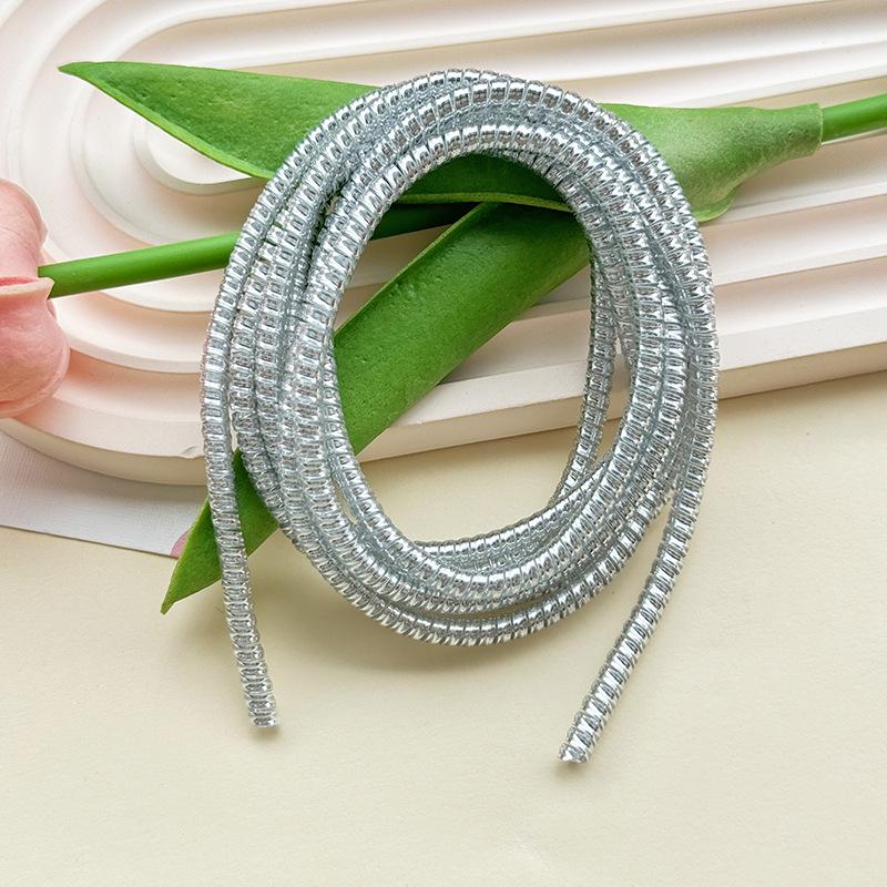 Электролитически покрытый грязеотталкивающий кабельный рукав: Защитный чехол 1,4 м и 1,6 м без запутывания для кабелей мобильных зарядных устройств.