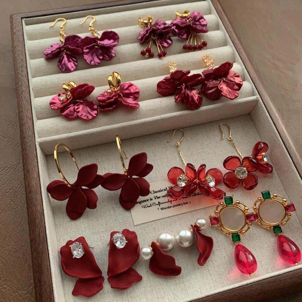 French Romantic Burgundy Petal Fringed Soft Earrings Earrings Unique Light Luxury Niche Design Autumn And Winter Earrings