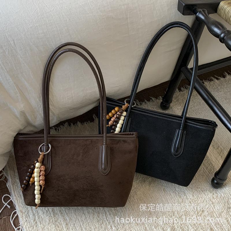 Retro bag women's large capacity 2025 new autumn and winter versatile casual shoulder underarm bag texture commuter tote bag