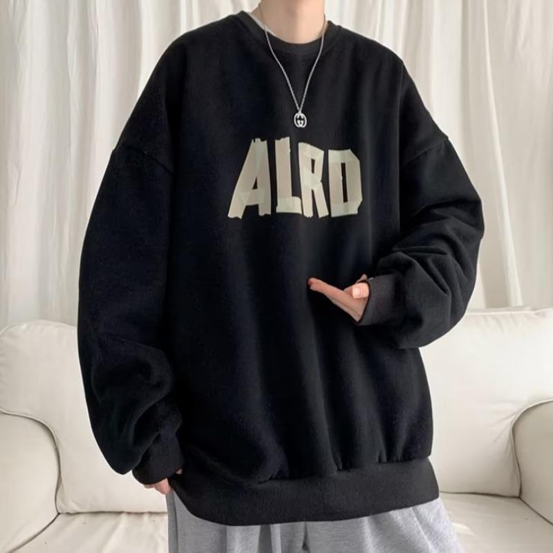 Men's Trendy Spring & Fall Crew Neck Sweatshirt - Hong Kong Style Loose Fit, Versatile, High Street Fashion.