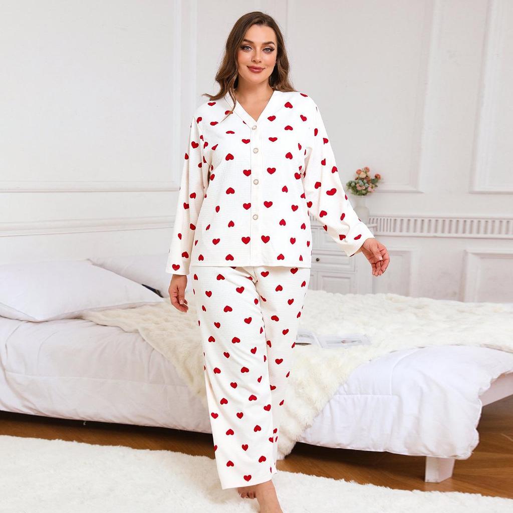 Heart Print Plus Size Women's Long Sleeve Pajama Set