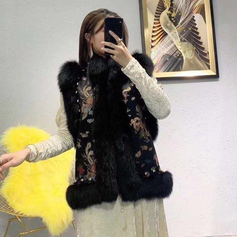 

Меховой жилет женский осенне-зимний новый жилет из искусственного лисьего меха средней длины пальто тан с драконом и фениксом зимнее XL чёрный