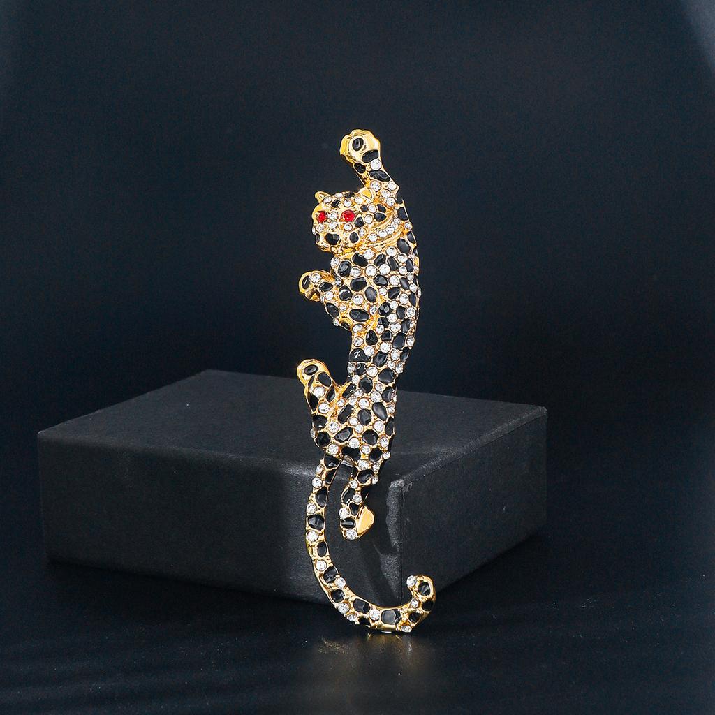 European and American Alloy Diamond-encrusted Leopard Clothing Pin Men's Blazer Corsage High-end Animal Dress Brooch