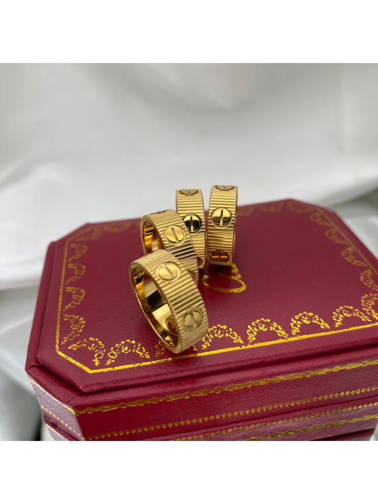 Kajia V Gold Vysoká verze 2025 Unisex Prsten s ozubeným vzorem a cvočky