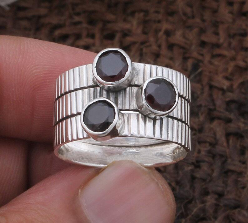 Black onyx Gemstone Ring, Spinner Band Ring, Bohemian Ring, Unisex Ring, Silver Charm jewelry, Handmade Ring, 925 Sterling Silver
