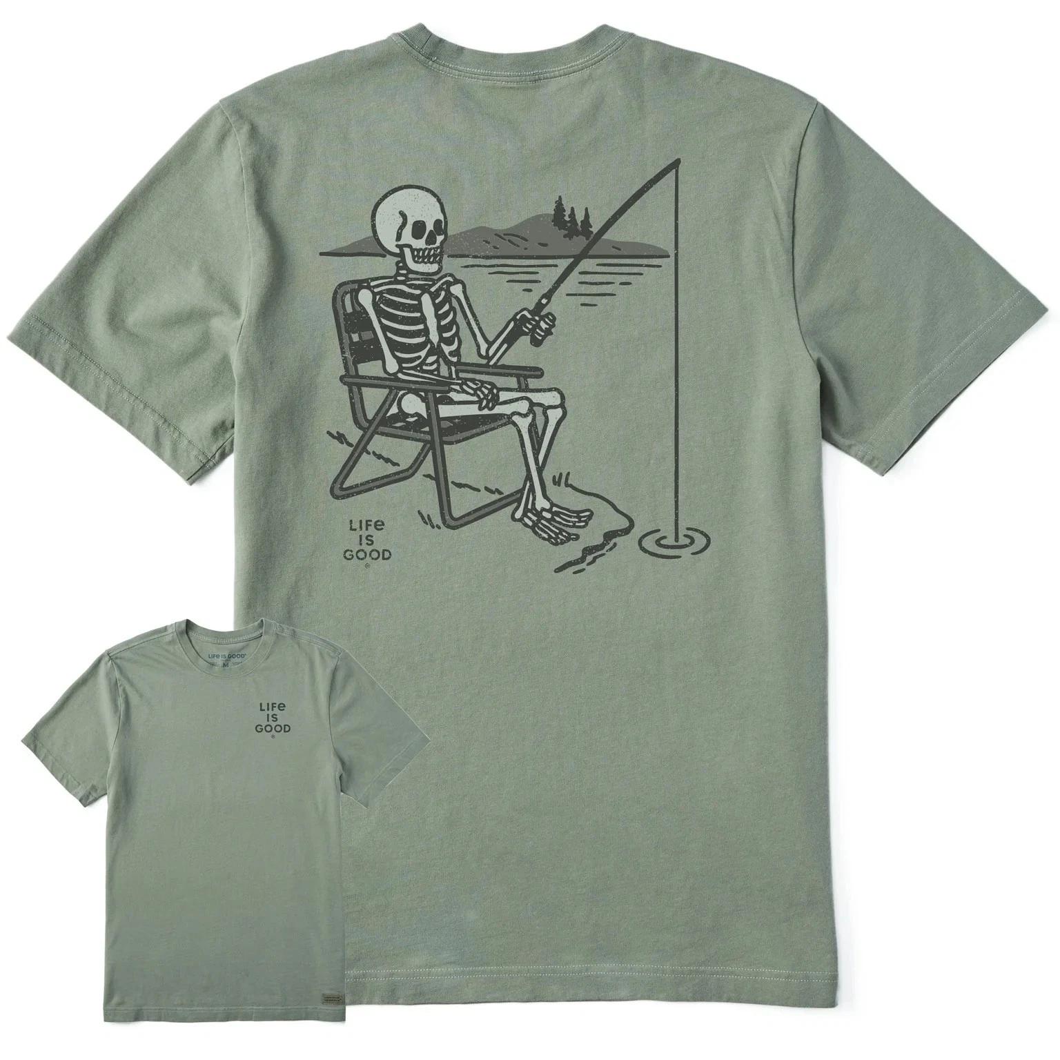 Life is Good. Men s Fishing Skeleton Short Sleeve Crusher Tee, Moss Green L