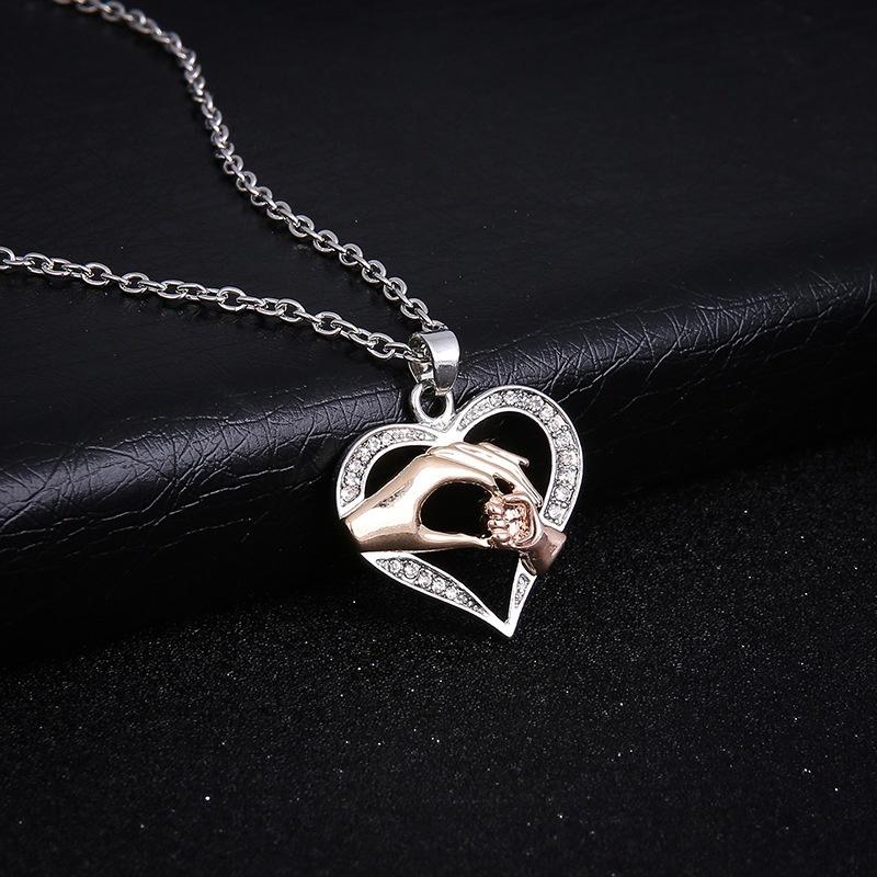 Mother's Day Mom Hold Kids Children Hand Love Heart Pendant Chain Necklace