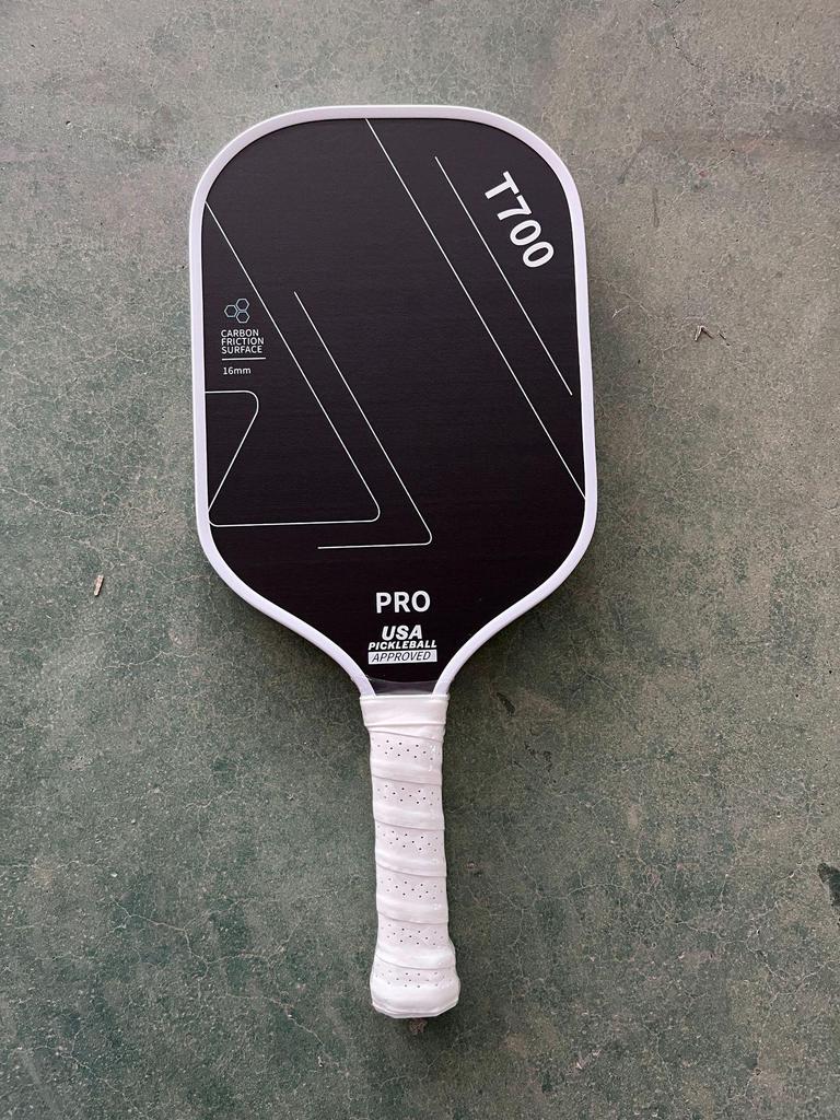 T700 Carbon Fiber Pickleball Paddle with Cloth Texture Frosting, 16mm Thickness, Professional Competition Quality.