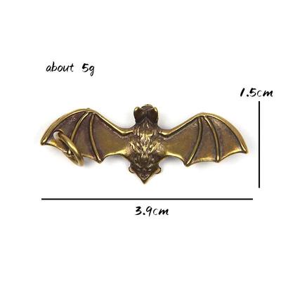 Brass Mini Flying Bat Figurines Keychains Pendants Car Key Ring Bag DIY Lanyard Hangings Jewelry Accessories Retro Animal Charms