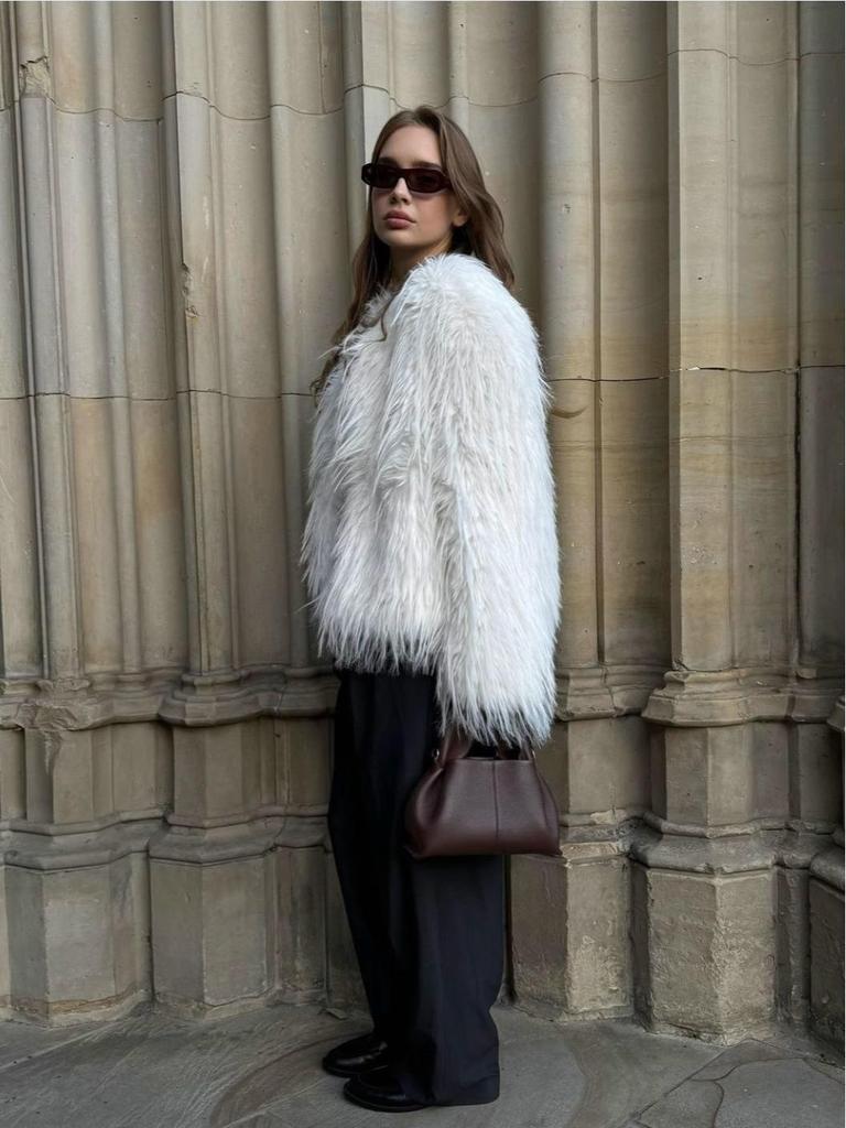European and American Eco-Friendly Faux Fur Fluffy Coat - High-End Young Style, Loose Petite Winter Wear for Women