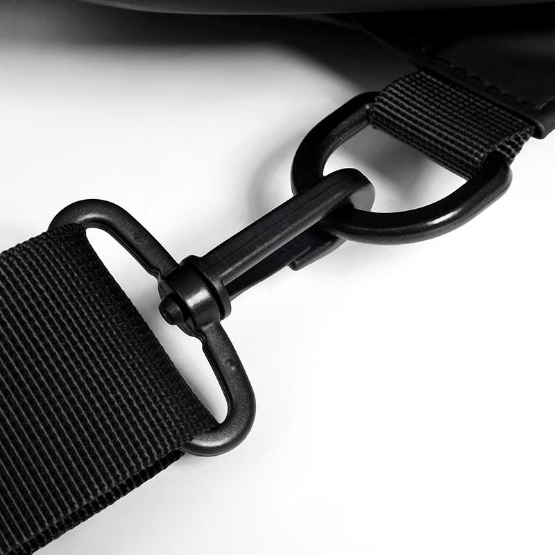 Men's Large Capacity Chest Bag Lightweight Waterproof Outdoor Sports Bag Multi-Power Crossbody Bag