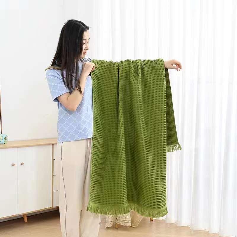 Class A Combed Cotton Waffle Bath Towel: Soft, Enlarged Pure Cotton Honeycomb Shawl for Adults (90x180 Cm)