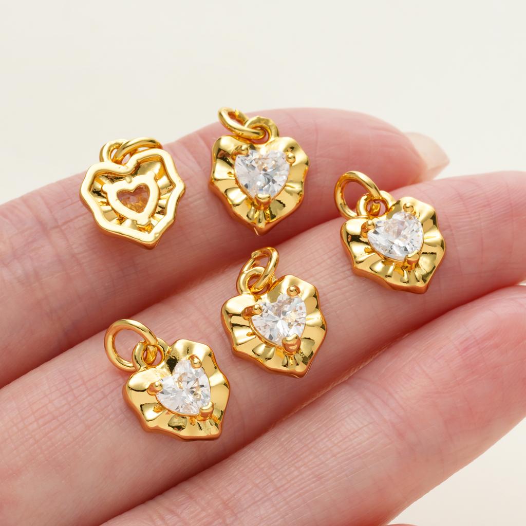 2Piece/Pack 18K Gold Color Plated Heart Charms Pendants with Zircon for DIY Bracelet Necklace Jewelry Making Accessories