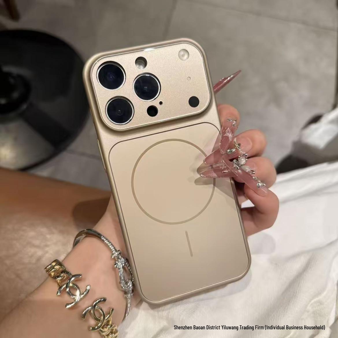 

Магнитный чехол для iPhone 16 Pro Max и 17 Pro Max - Превращается в 17 больших окон. 16 Pro Max