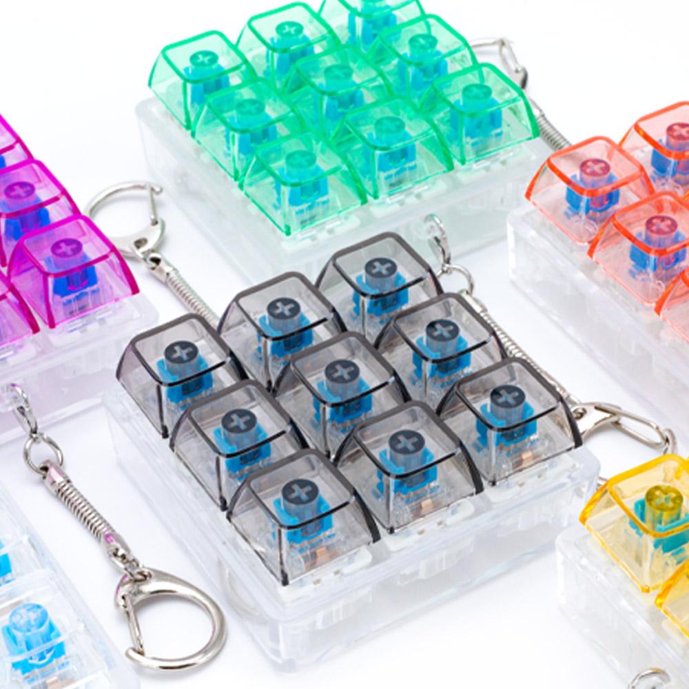 4/9-Button Fingertip Keyboard Keychain With Lights Rgb Keyboard Fidget Toy  For Stress Relief Decompression Calming Accessories