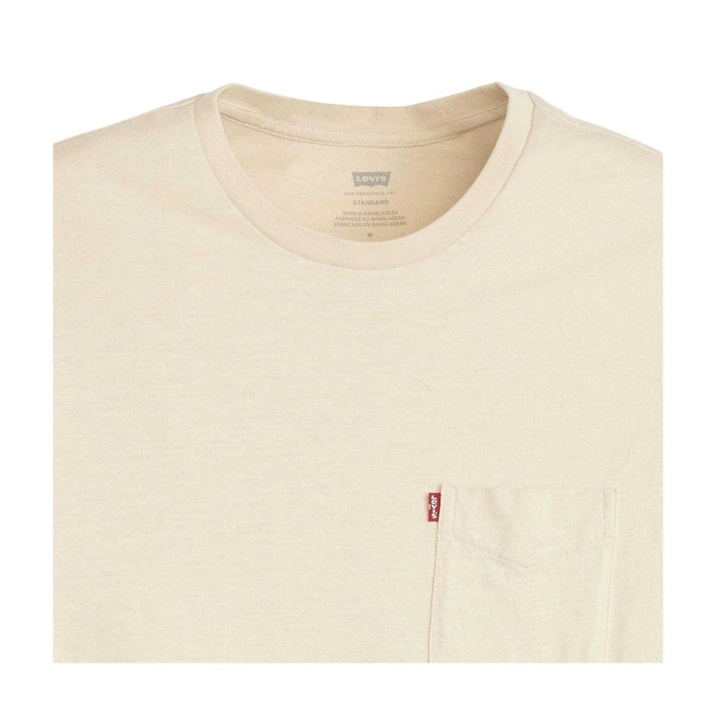 Levis Mens Classic Chest Pocket T-Shirt