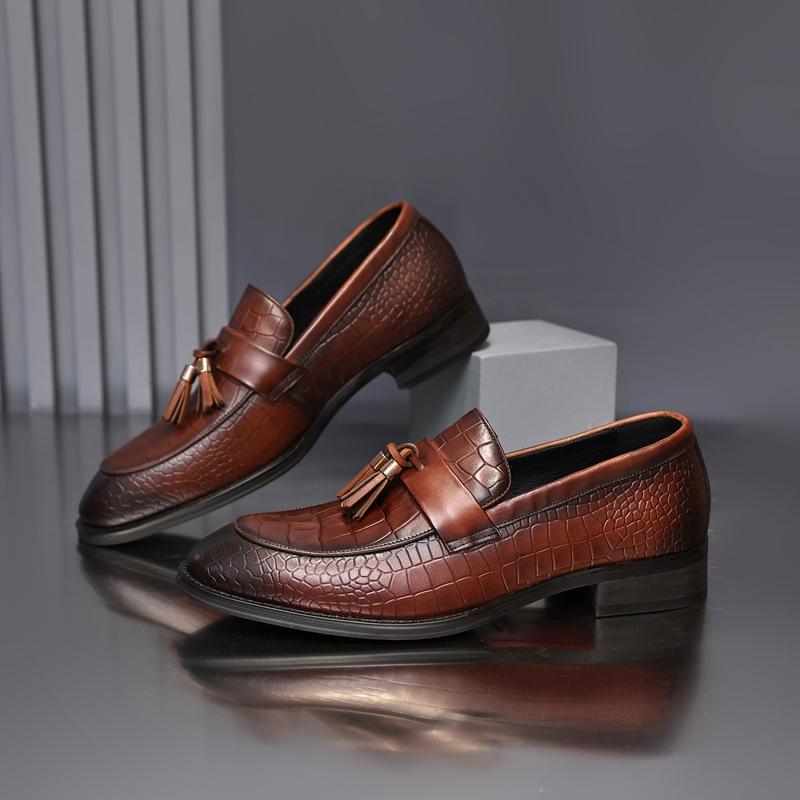 

Golden Sapling Winter Tassel Derby Shoes for Men Fashion Slip-on Genuine Leather Formal Shoe Male Party Wedding Comfy Footwear 38