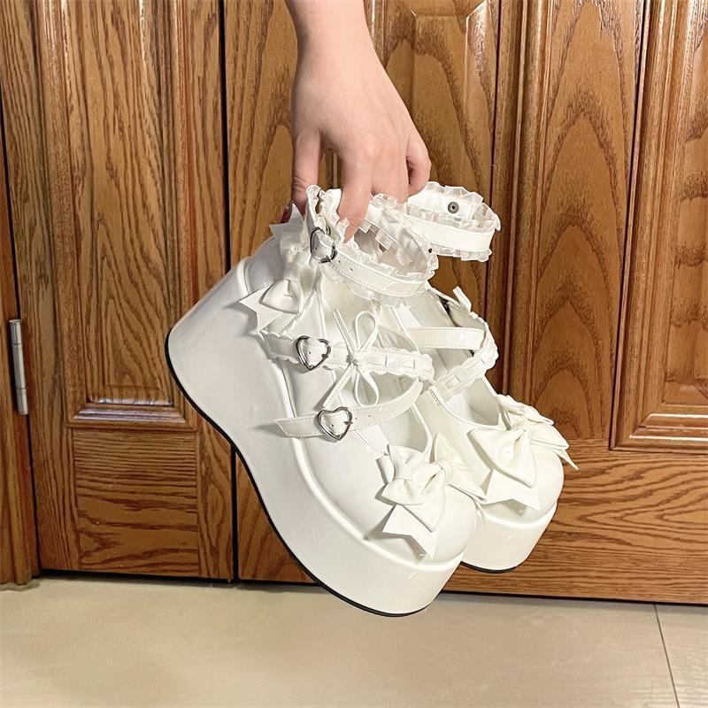 

2025 Новые Роскошные Женские Однотонные Туфли на Танкетке с Толстой Подошвой и Рельефной Кожаной Поверхностью Повседневные Маленькие Кожаные Туфли 37