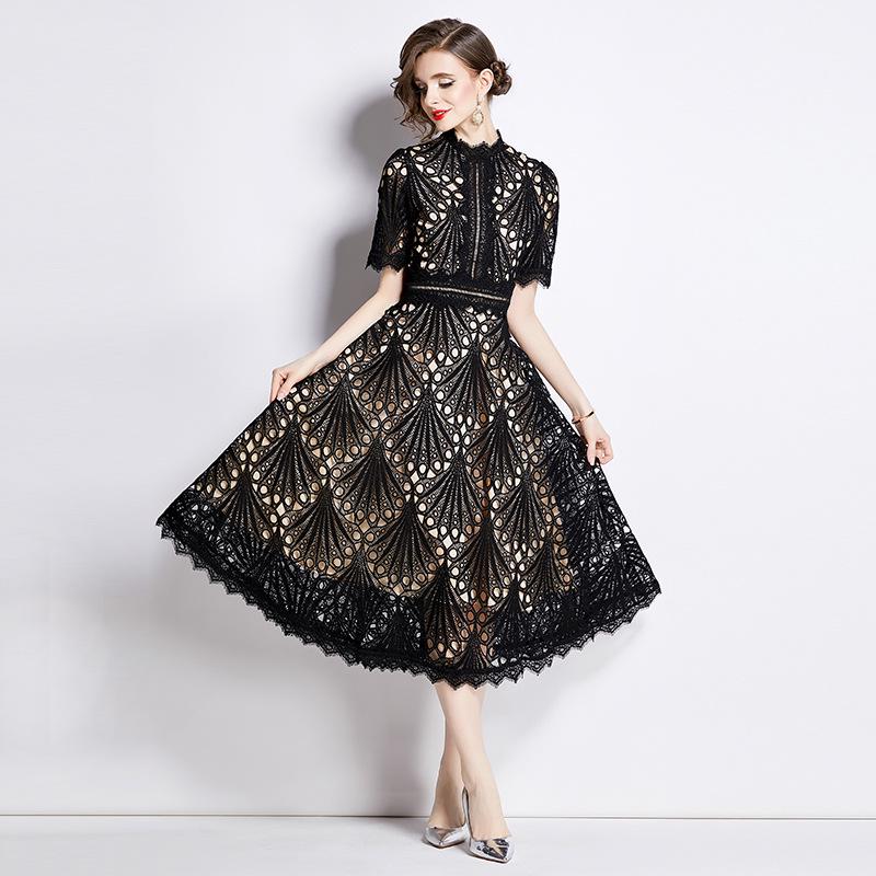 Noblewoman Lace Summer Dress: Elegant Crochet Embroidery for a Lady-like Temperament