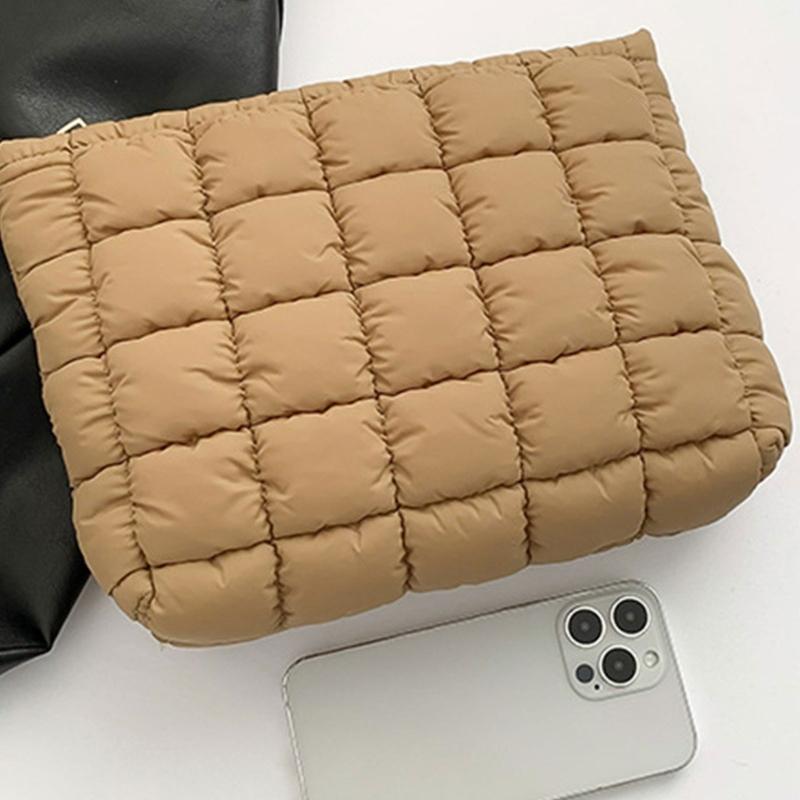 Stylish Pleated Handbag And Cosmetic Pouch For Women Practical Makeup Bag Suitable For Parties And Everyday Use