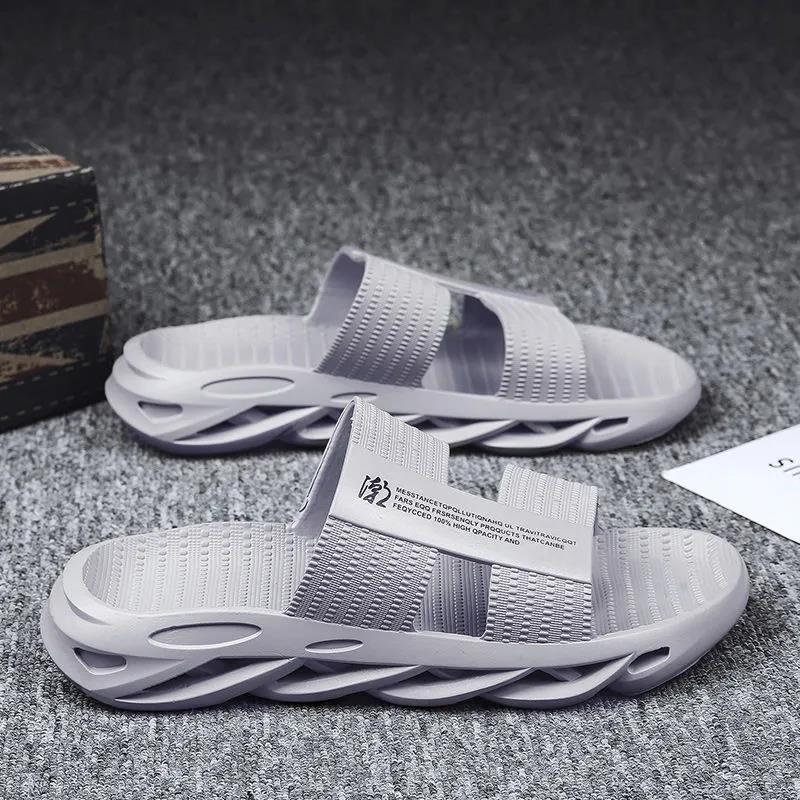 Men's Summer Large Size Non-slip Deodorant Breathable Slippers Spring Soft Sole Thick Heel Beach Slippers