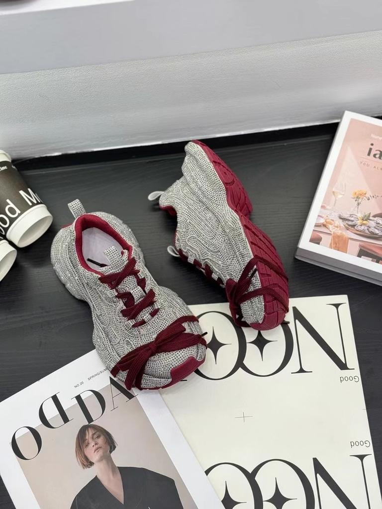 European goods full of diamond dad shoes for women in the spring and autumn of 2025, the new platform-soled sports fried street sports and leisure sho