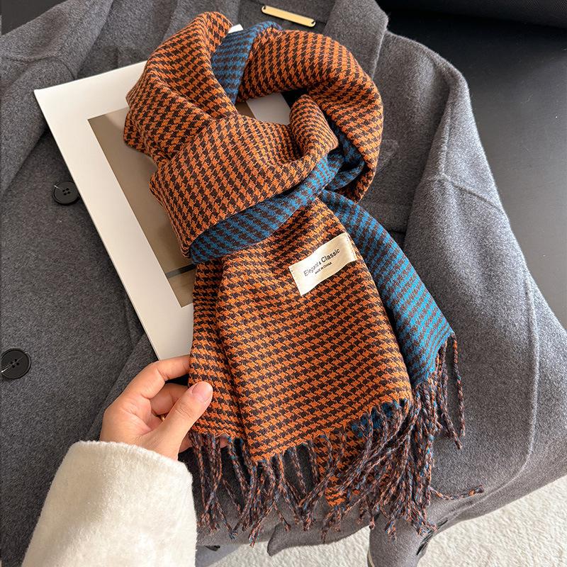 Exquisite The Striped Checkered Large Shawl Exudes An Elegant and Noble Style. It Is A Warm Autumn and Winter Scarf with A High End Touch 