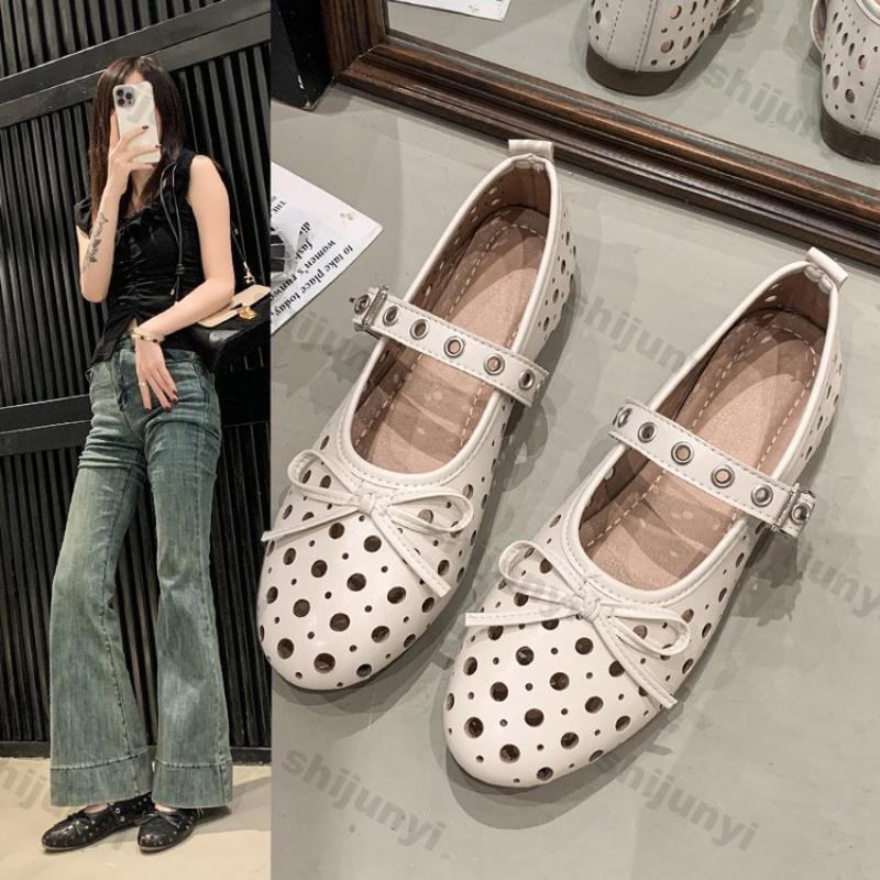 Women Shoes 2025 Spring New Metal Decoration Buckle Strap Soft Sole Mary Jane Shoes Breathable Non Slip Hollow Bow-knot Flats