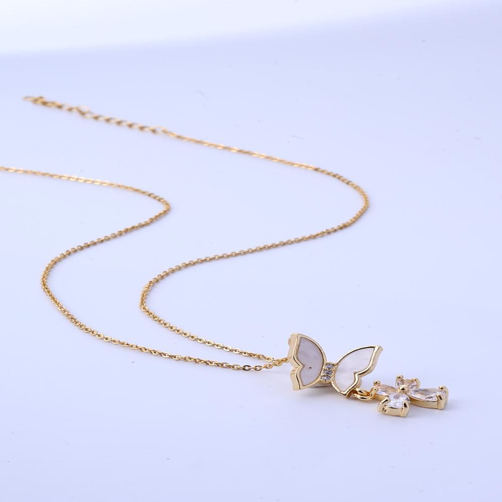 Small niche design tassel butterfly necklace for women, with a light luxury and versatile design, made of mother of pearl zircon