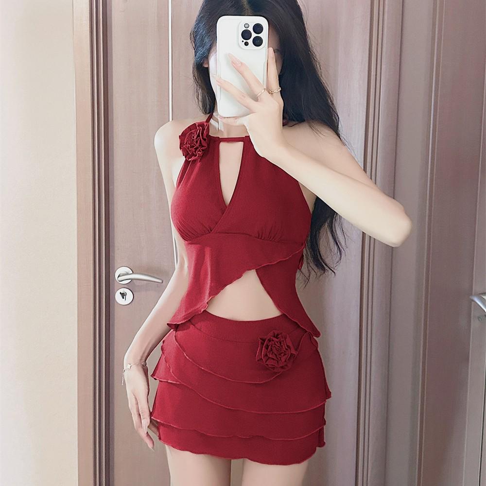 

Women s Red Floral Halter Bandeau Backless Bikini for Beach or Hot Spring Medium (M) вина червоного кольору