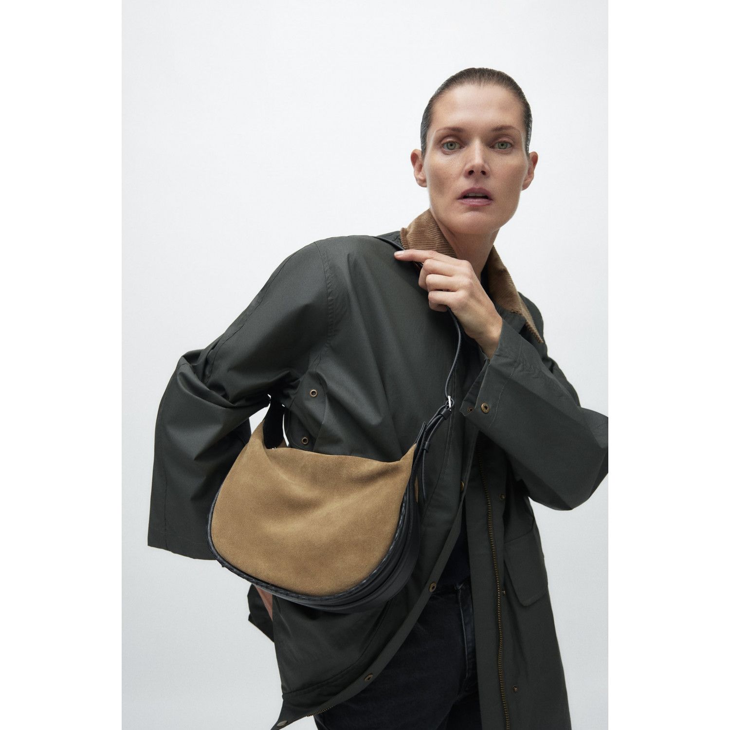 

SPLIT SUEDE CROSSBODY BAG