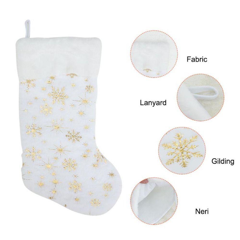 New Snowflake Christmas Knitted Socks Large Capacity Christmas Stockings Hanging Embroidered Candy Bag Window Fireplace Decor