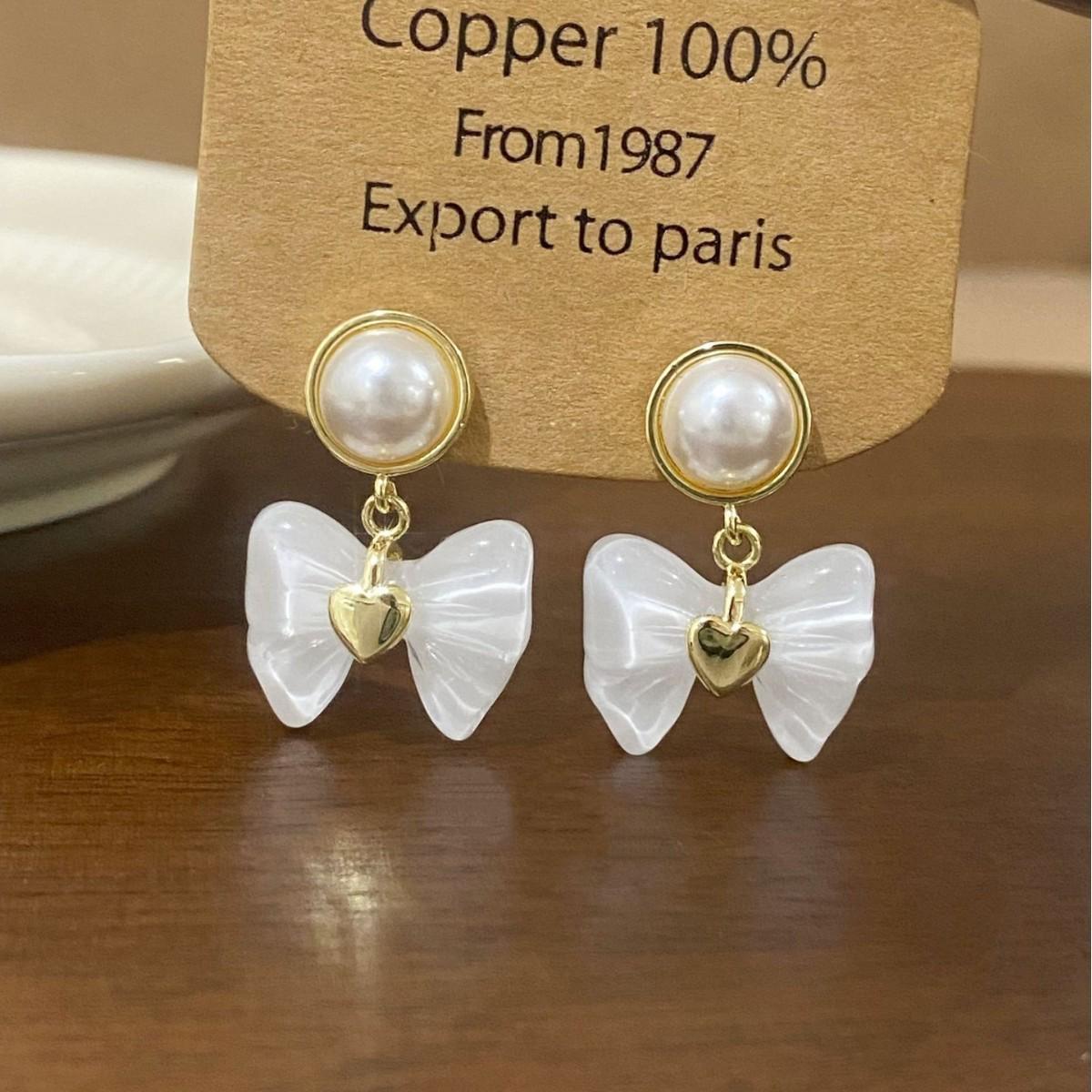 French White Pearl Bow Stud Earrings – Elegant Heart Design, Luxurious Feel