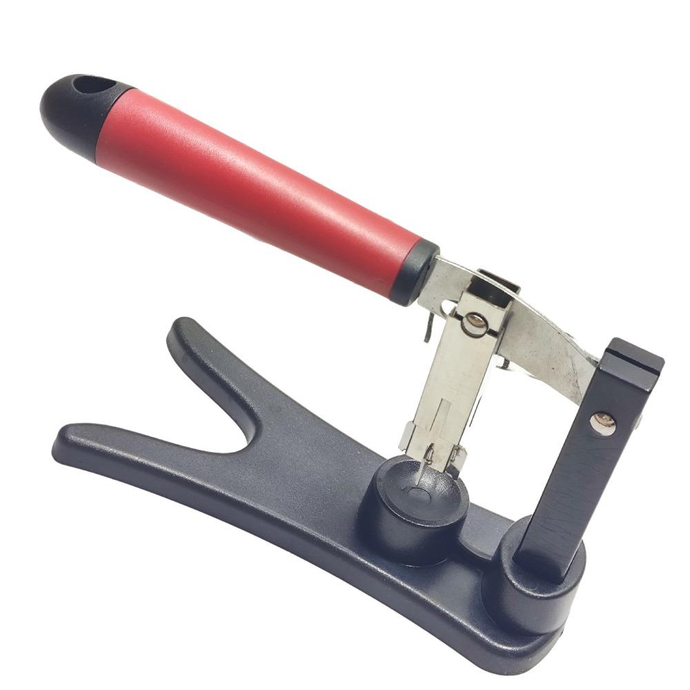 Press-Type Manual Nut Sheller Ergonomic Walnut Pliers Wear-resistant Chestnut Clip Kitchen Gadget