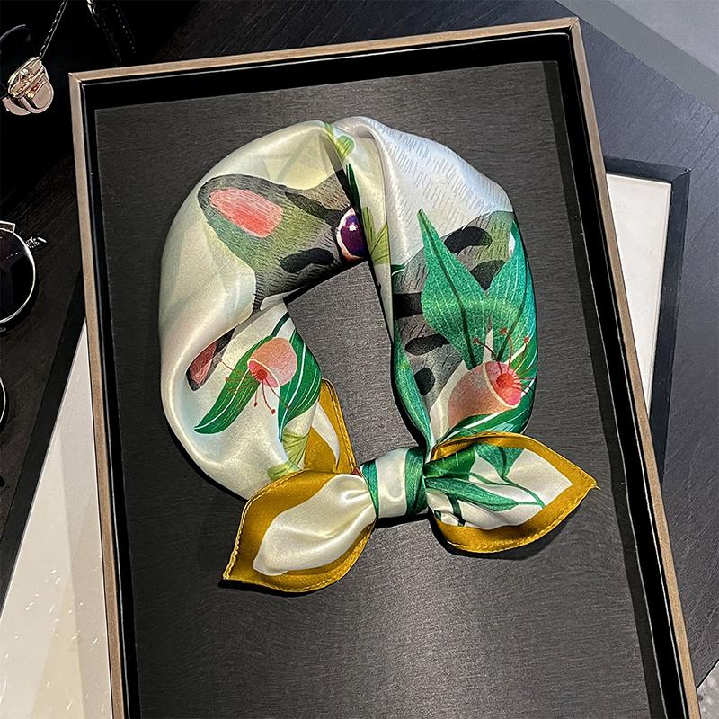 

New 2026 Pashmina 100% Silk Scarf Fashion Women Summer Beach Elegant Small Scarves Shawl Poncho 53*53Cm Hijab Bandana Kerchief 53x53 cm