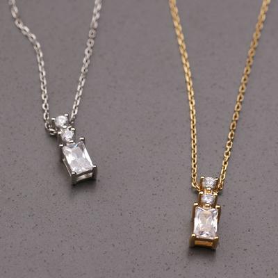 Luxury Square Diamond Fragrant Water Bottle Pendant Thin Collarbone Necklace Cool Style New Decoration