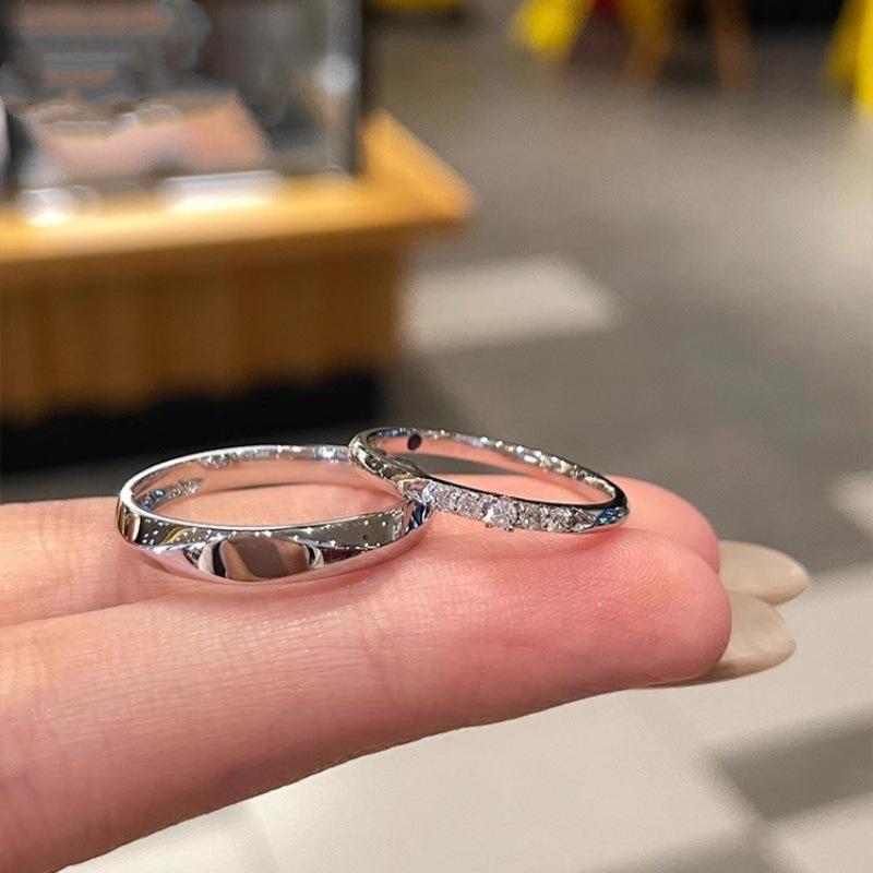 Inseparable Diamond-Inlaid Couple Ring: 2025 Light Luxury Design