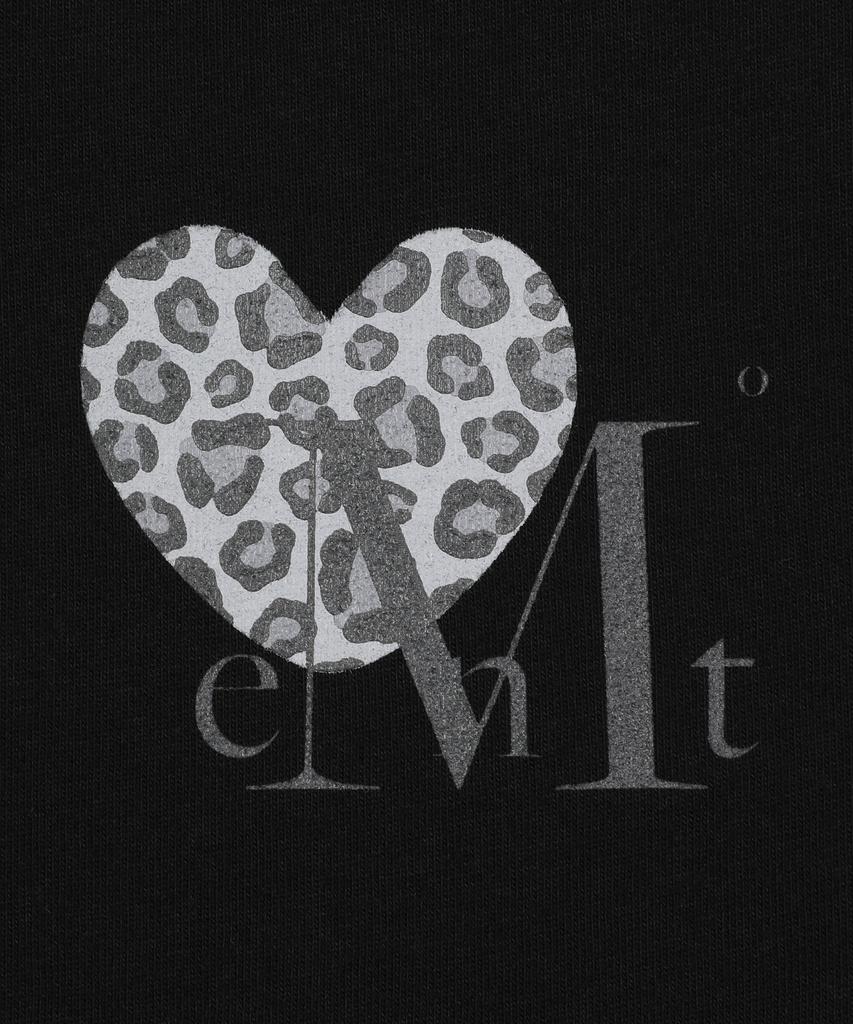 MUCENT Sierra Leopard Heart Small Logo Short Sleeve T-Shirt (2 Colors)