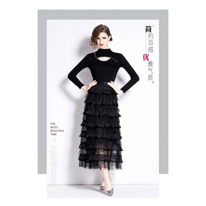 

Женский вязаный комплект платья с длинными рукавами и пэчворком L