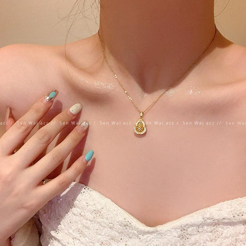 Korean retro titanium steel necklace women's versatile high-end pearl pendant ins wind niche collarbone chain jewelry wholesale