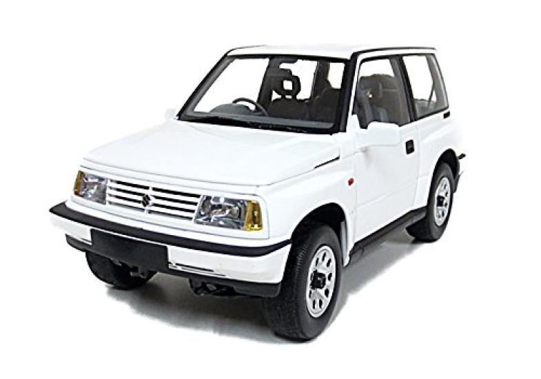 

DORLOP Масштаб Suzuki Escudo Белый DLSU1000AR 1/18 белый