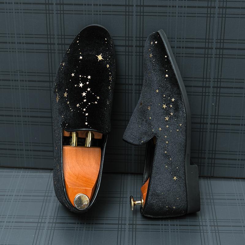 Fashion Brand Noble Black Rhinestone Men Dress Shoes Velvet Crystal Luxury Moccasins Men's Loafers Office Business Man Footwear Zapatos