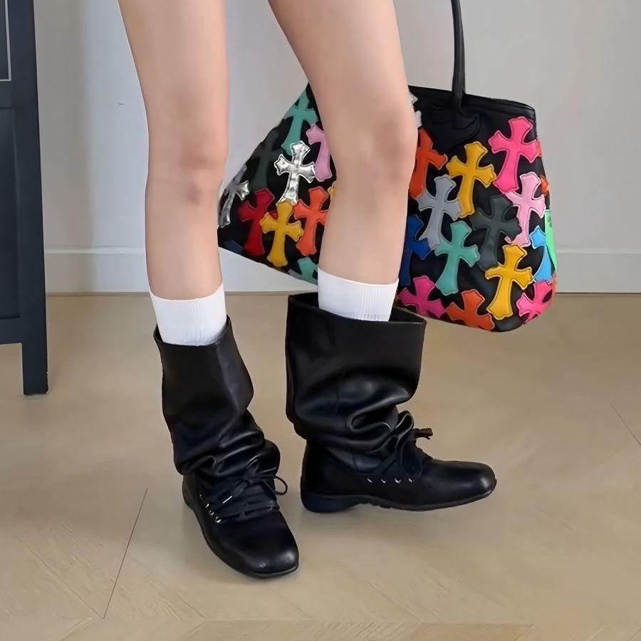 Nischendesign plissierte Stiefel zum Stapeln Damen neue koreanische Version Schnürung dicker Absatz erhöht und dünn mittelhoher Schaft flache Ballerinas