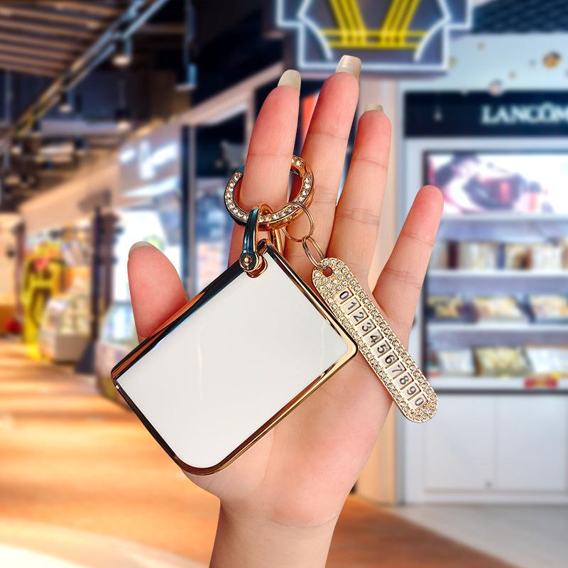 Lynk & Co 06 Key Case 2023: Limited Edition, New Model, Unisex Car Bag with Cute Buckle Shell.