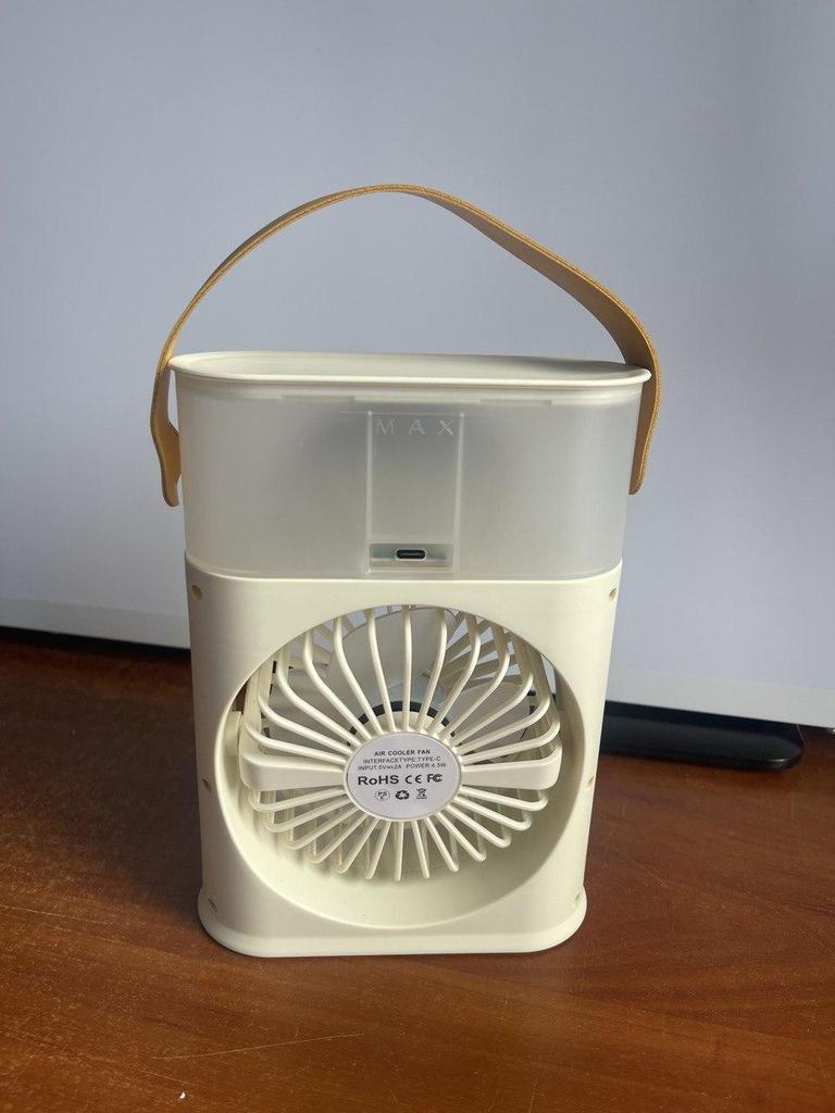 Персональный вентилятор-распылитель водяного тумана / от USB / Портативный кондиционер