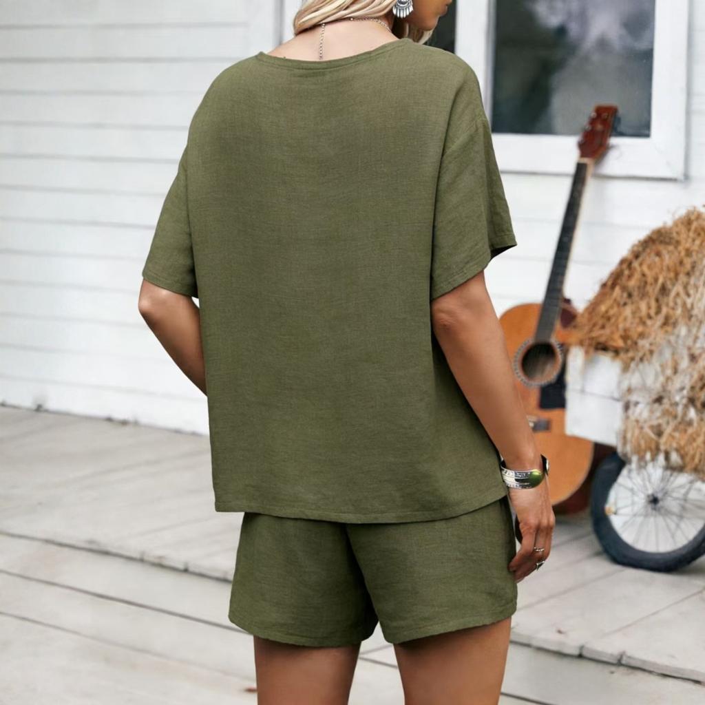 Fashionable Women's Temperament Loose Short Sleeved Shorts Set