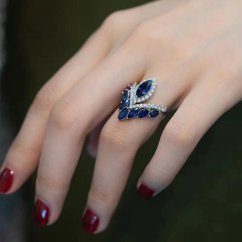 Luxury Crown-Shaped Ring with Teardrop Zirconia - Exquisite Queen Style Adjustable