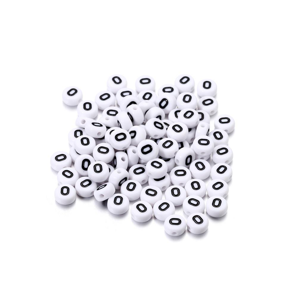 Bílé kulaté korálky s černými písmeny – sada 26 písmen pro vlastní výrobu náhrdelníků a řetízků na telefon