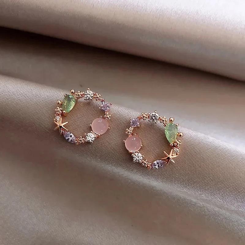 Korean Round Pink Green Crystal Stud for Women 2024 Design Classic Sweet Flower Cirlce Earrings Jewelry Fashion Brincos
