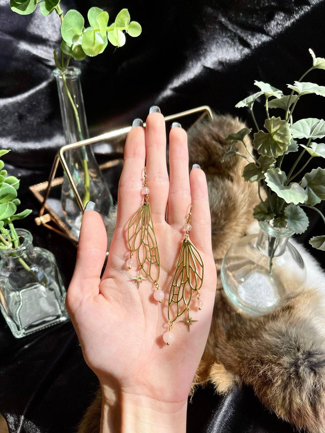 

Серьги Крылья феи : Розовый Кварц и Дизайн Стрекозы